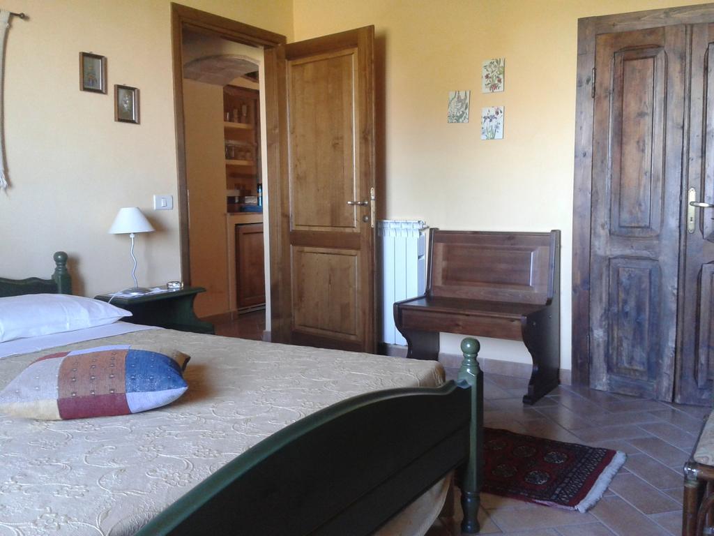 Agriturismo Cantinaccia Di Sopra 피틸리아노 객실 사진